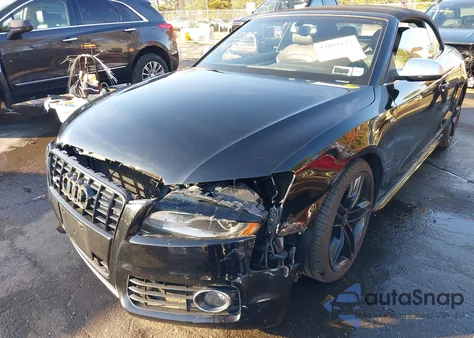 2010 Audi S5 3.0 Premium Plus from USA, damaged, VIN WAUVGAFH6AN014779